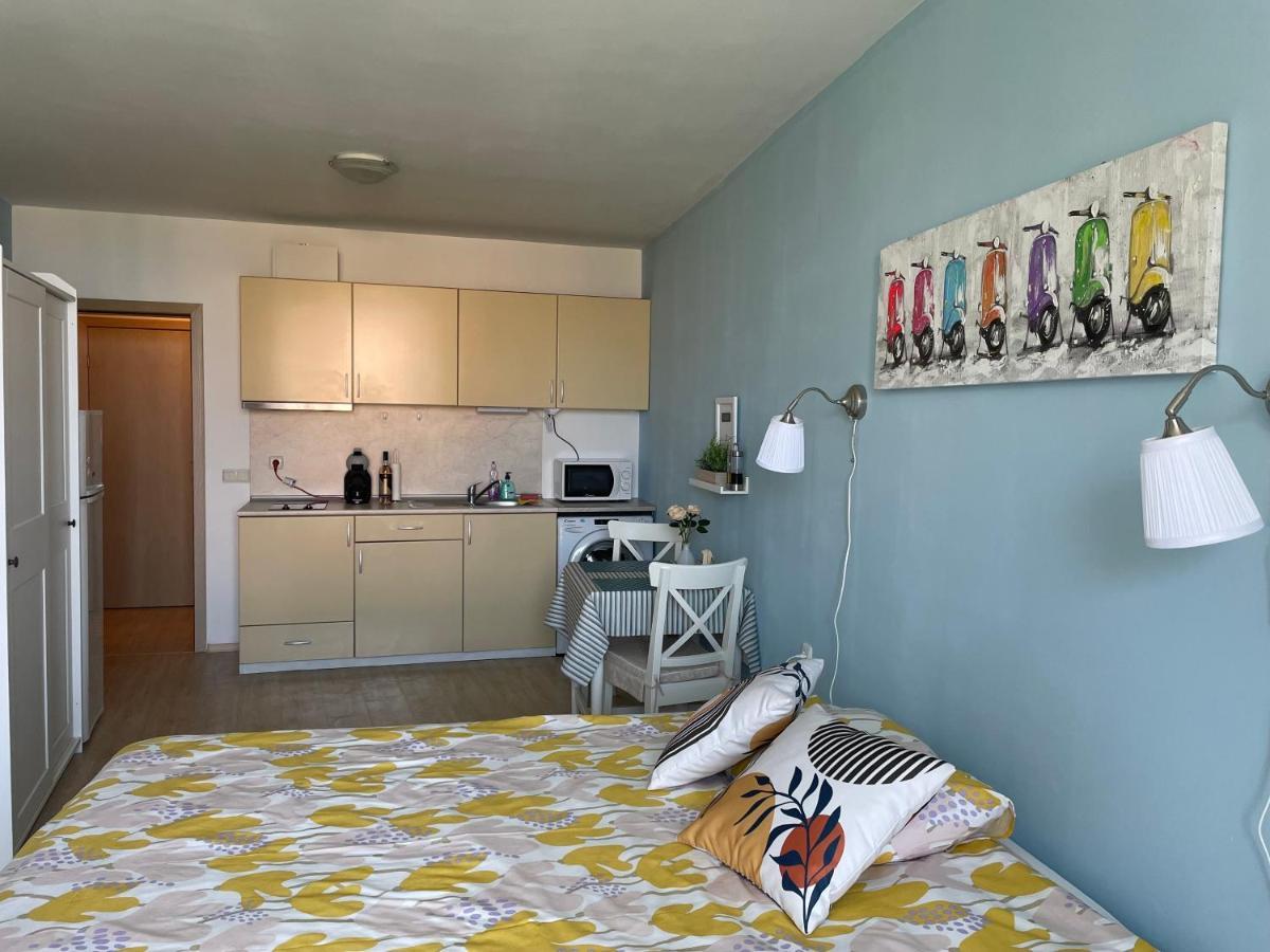 Studio B28 Sunny Island Chernomorez Chernomorets Buitenkant foto